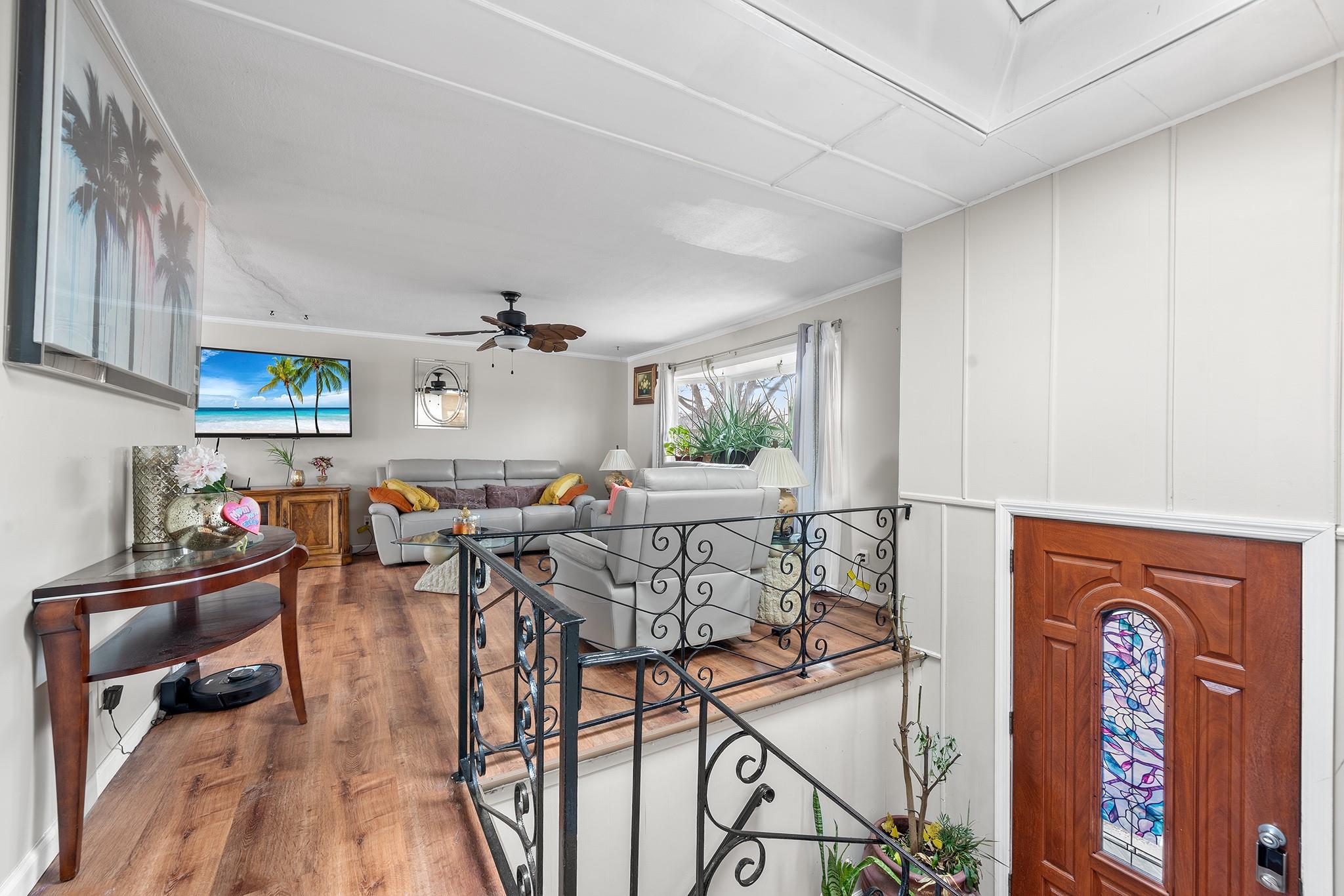 747 Broadway, Brentwood, New York image 3