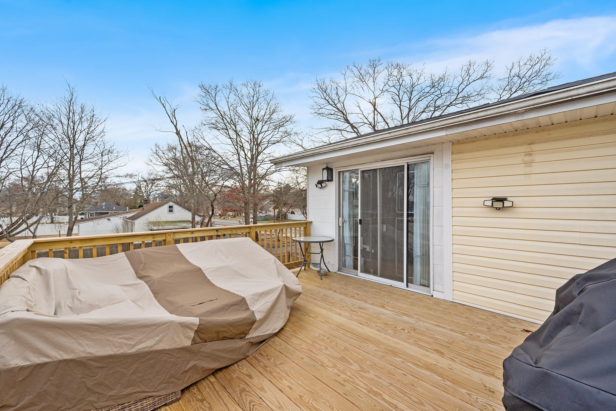 747 Broadway, Brentwood, New York image 19