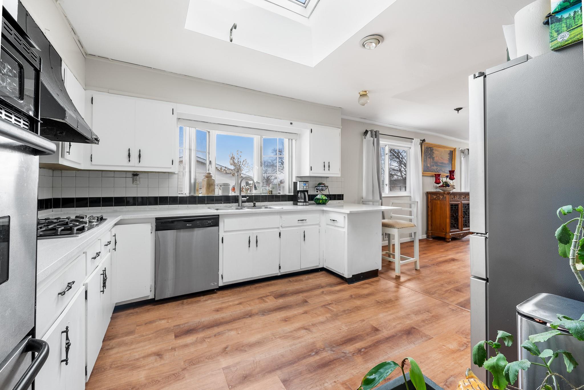747 Broadway, Brentwood, New York image 8