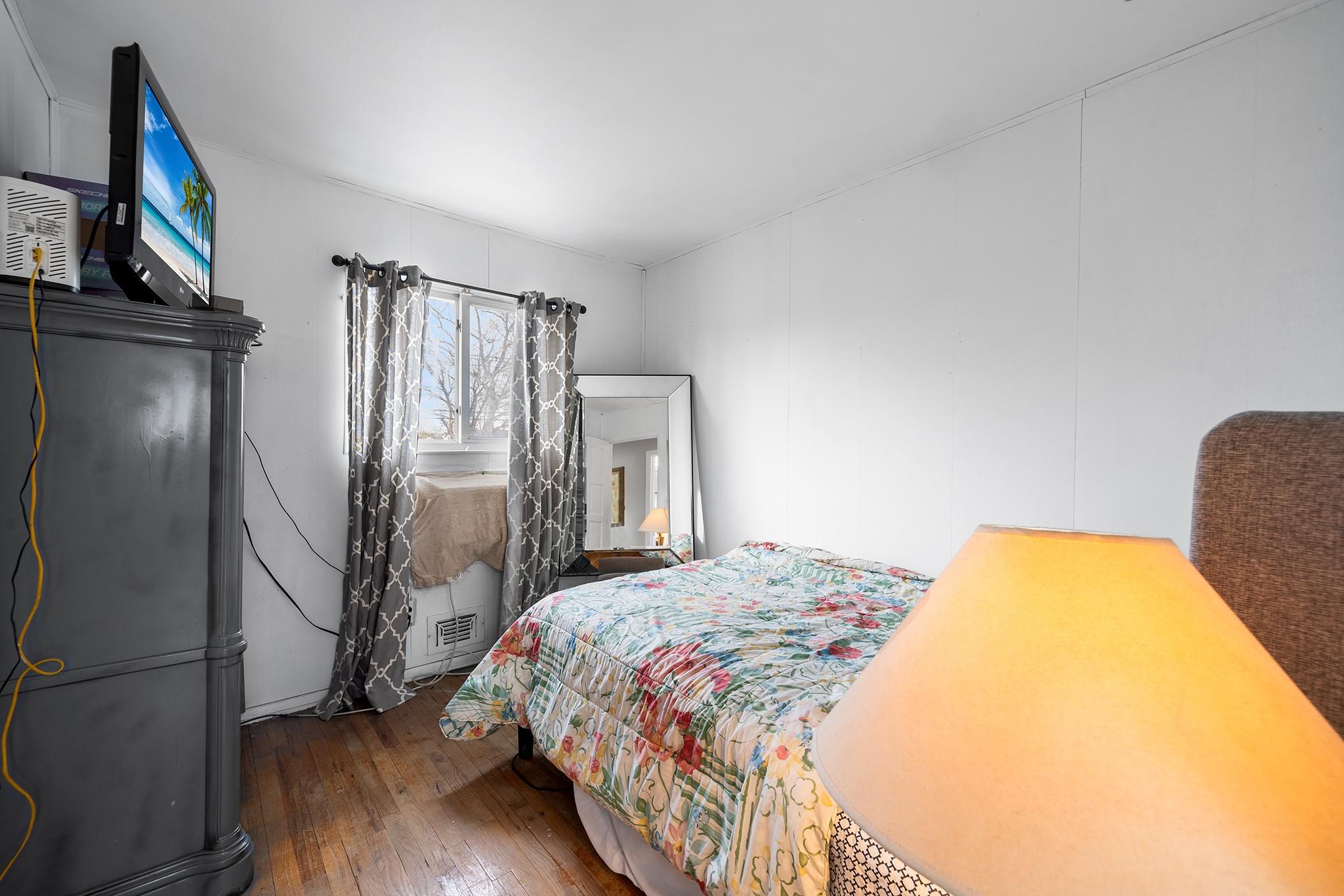 747 Broadway, Brentwood, New York image 12