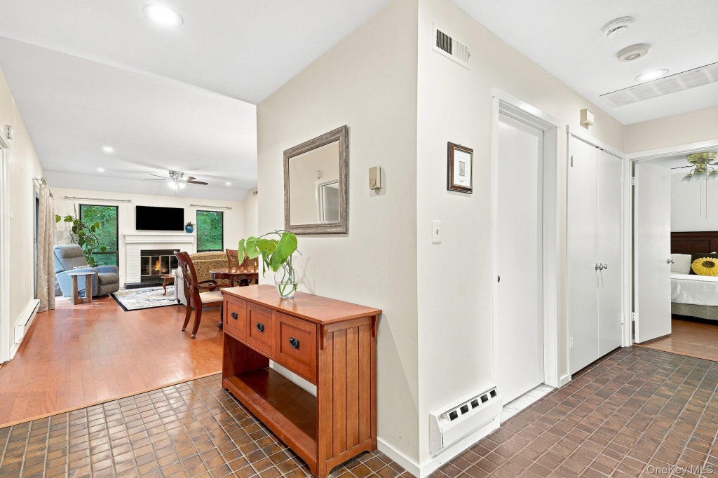 Photo of 351 Heritage Hills #B, Somers, NY 10589 (MLS # 1044373)