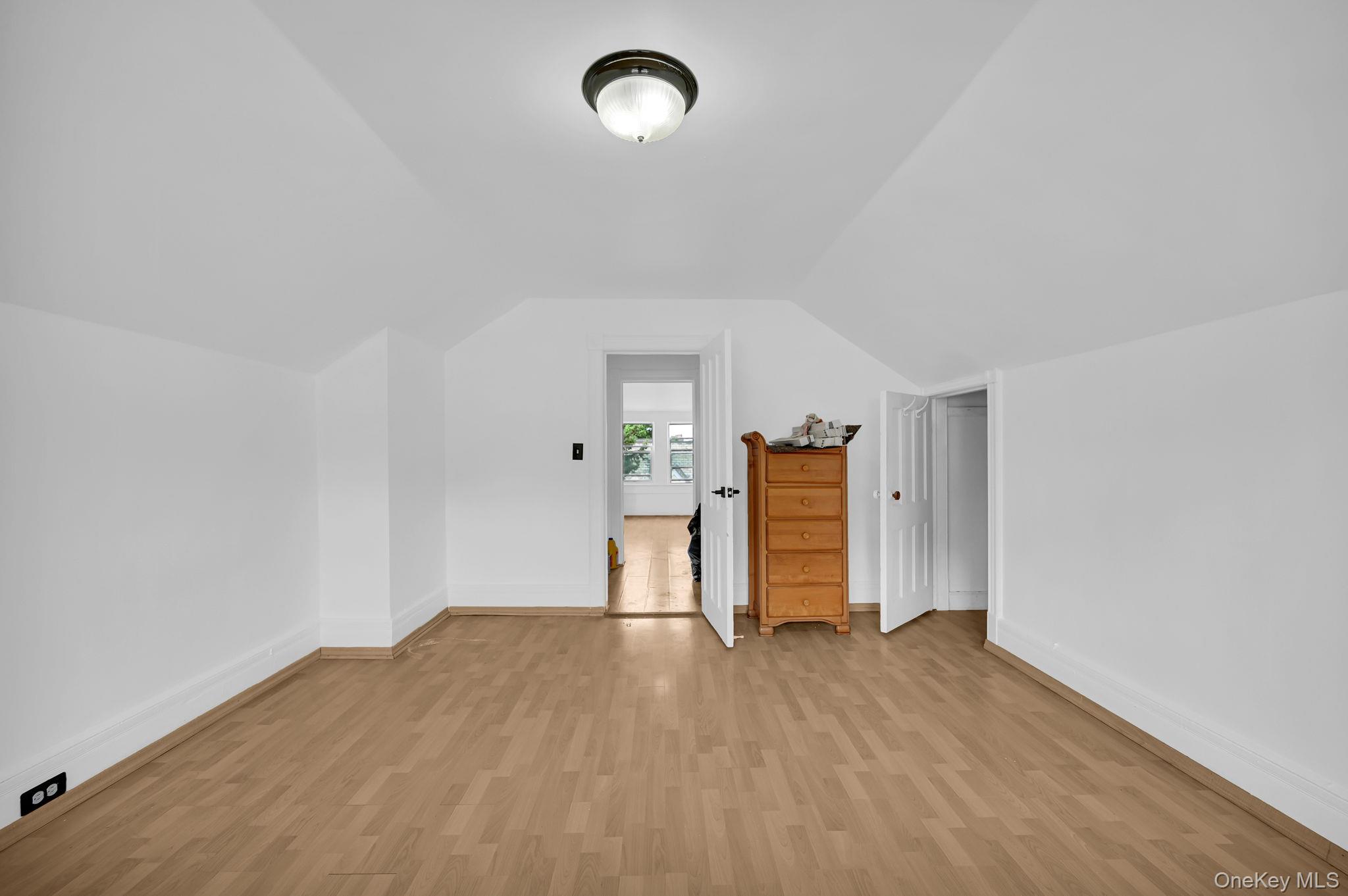 138 N Fulton Avenue 3rd. floor