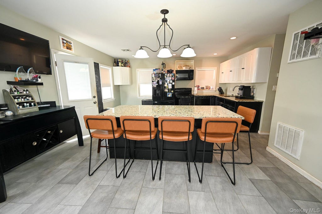 Photo of 151 Nassau Boulevard, West Hempstead, NY 11552 (MLS # 1054313)