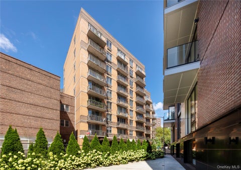 Photo of 116-11 Curzon Road #4C, Kew Gardens, NY 11418 (MLS # 1047578)