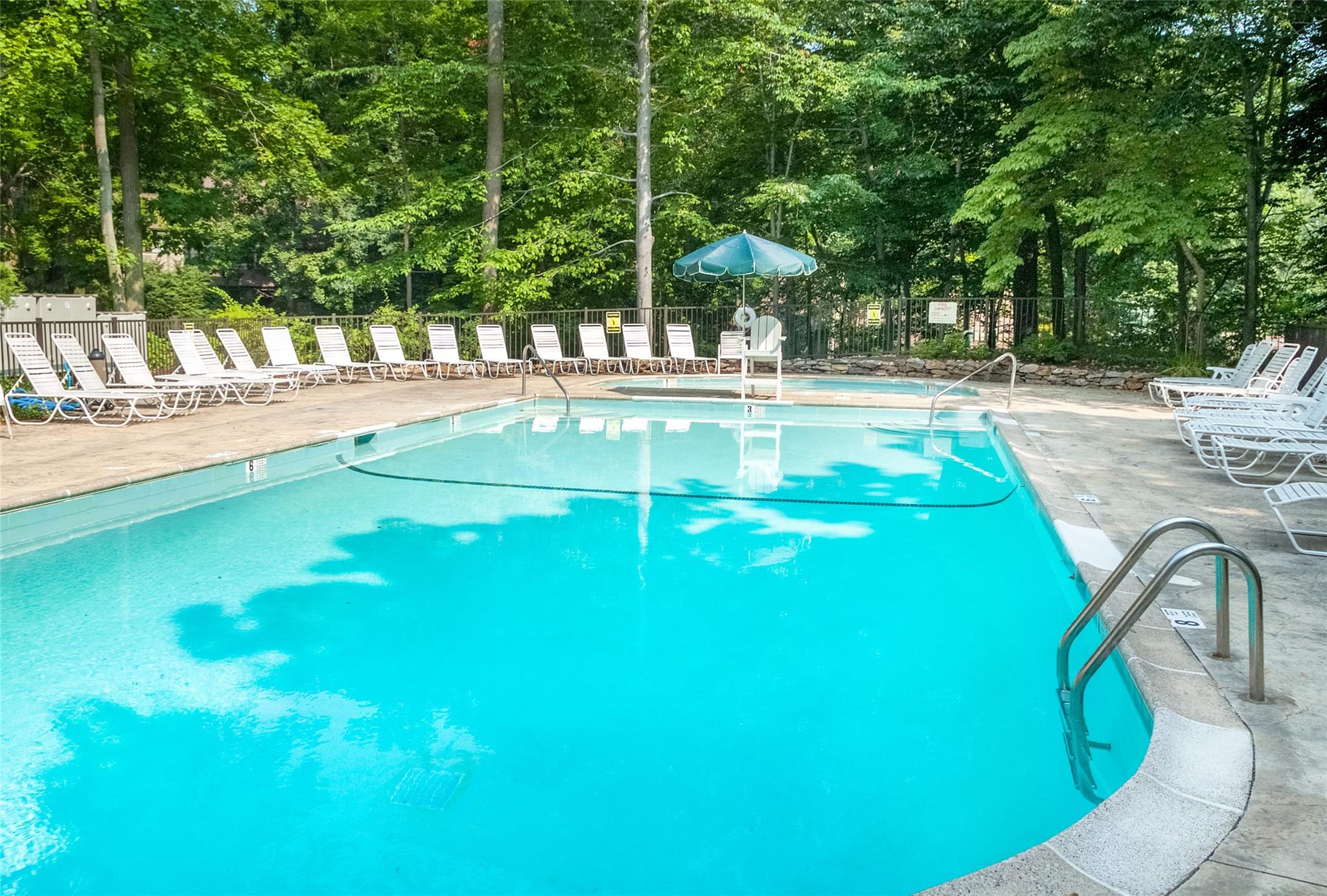 52 Round Hill Road, Dobbs Ferry, New York image 23