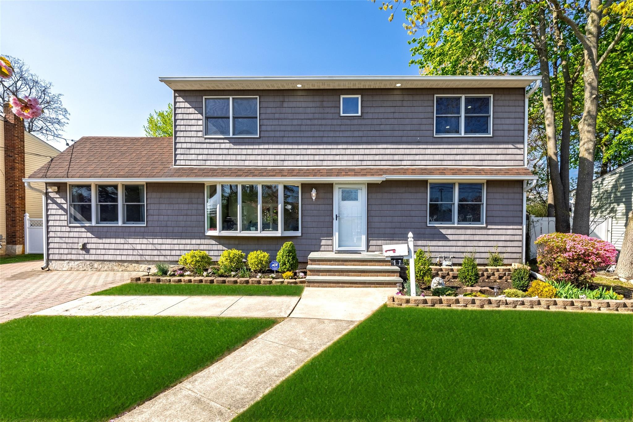 17 Pompano Lane, Massapequa Park, New York image 37