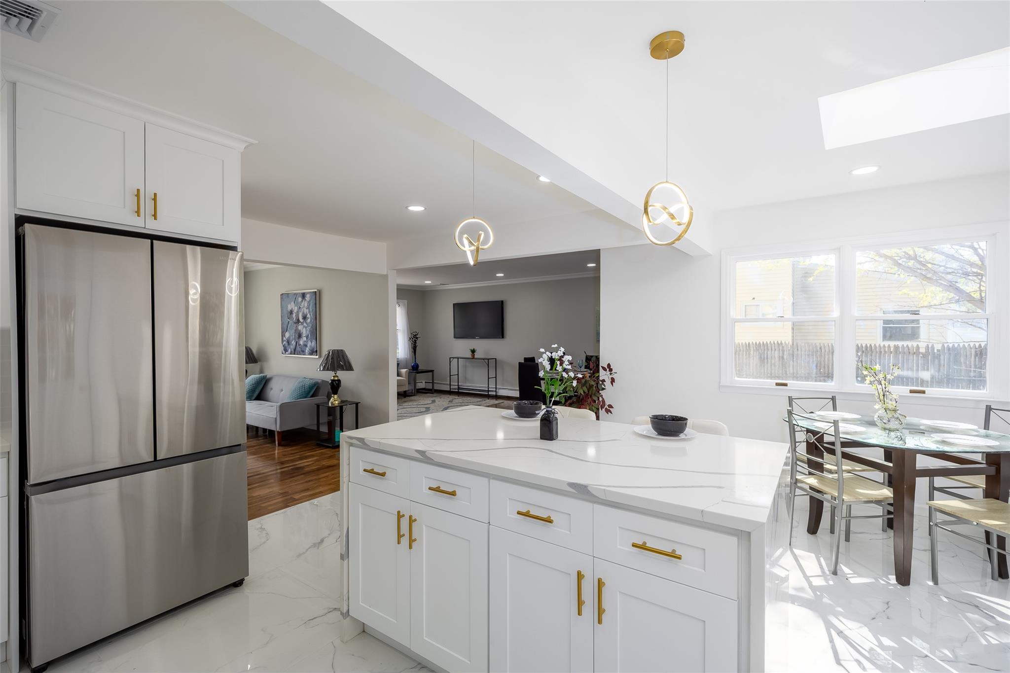 17 Pompano Lane, Massapequa Park, New York image 8