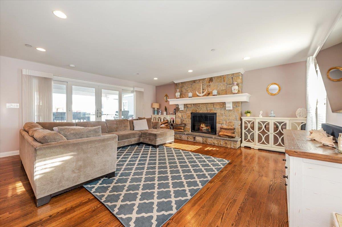 95 Illinois Avenue, Long Beach, New York image 8