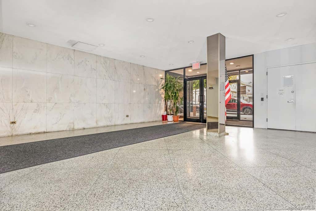 Photo of 90-11 35th Avenue #6F, Jackson Heights, NY 11372 (MLS # 1035099)