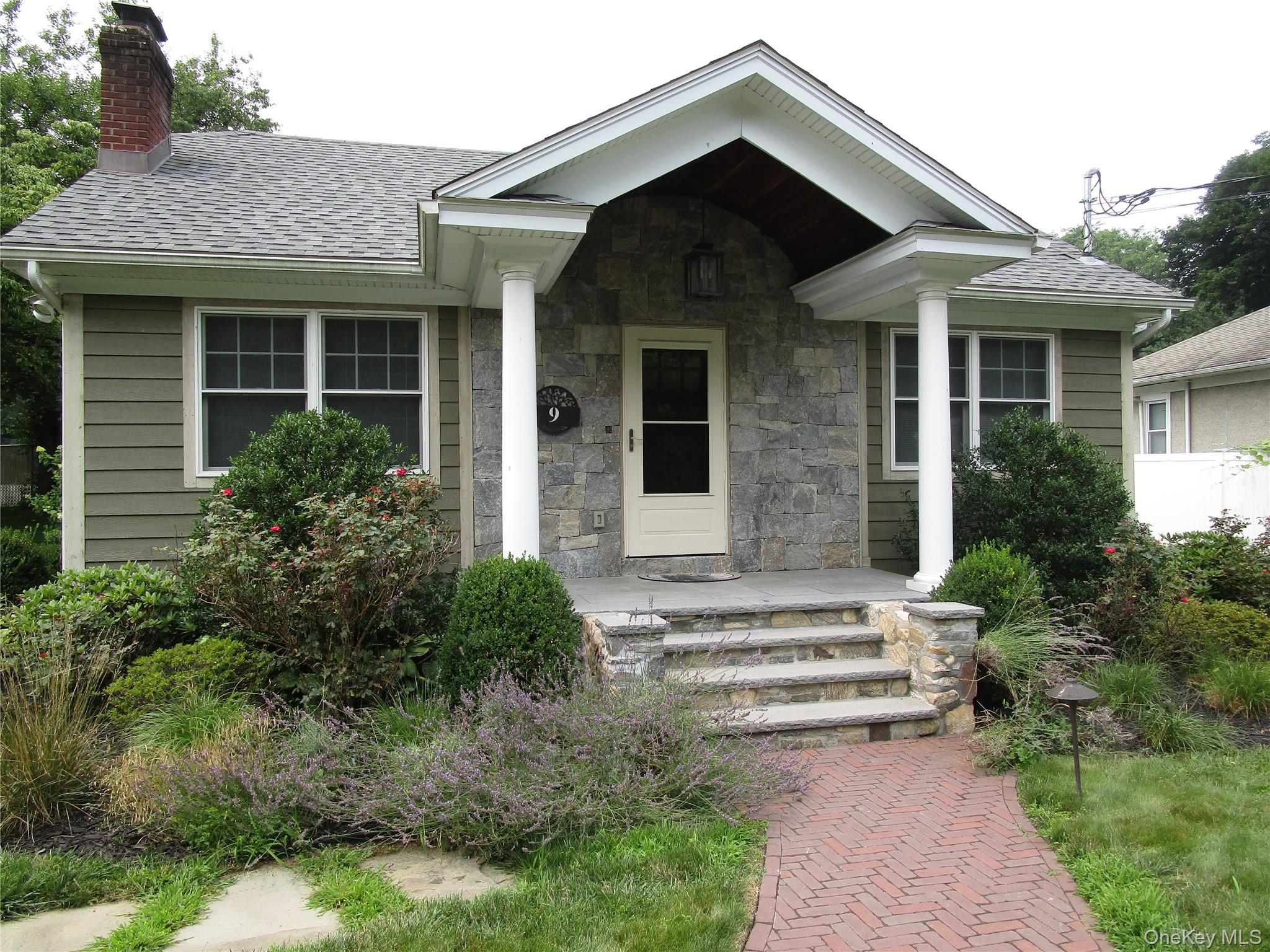 9 Gallows Hill Road - Photo 2