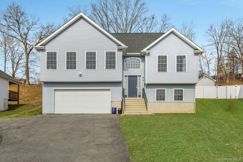 111 Logans Way Maybrook NY 12543