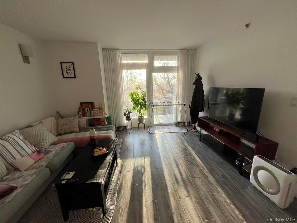 Photo of 6518 Austin Street #4G, Rego Park, NY 11374 (MLS # 944563)