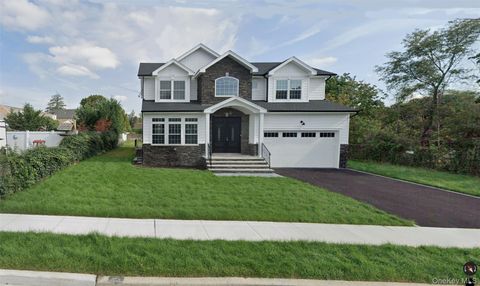 255 Maple Avenue East Meadow NY 11554