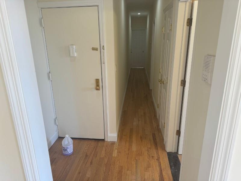 30 N Terrace Avenue 2R