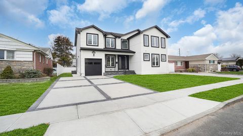 2268 Renfrew Avenue Elmont NY 11003