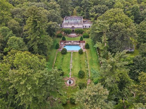 - Wheatley Road Old Westbury NY 11568