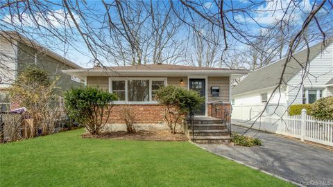 37 Decatur Street, Roosevelt, NY 11575 - MLS#: 979067
