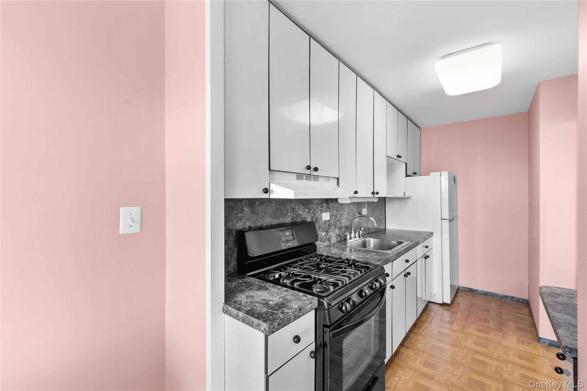 501 Surf Avenue 9A