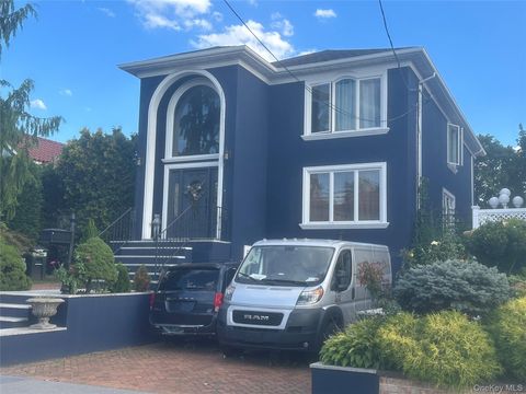 141-16 11th Avenue Malba NY 11357