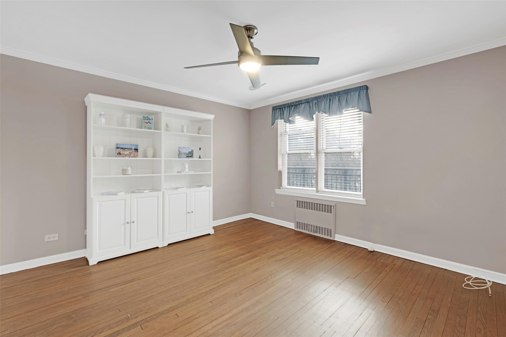 162-21 Powells Cove Boulevard #3D, Beechhurst, New York image 9
