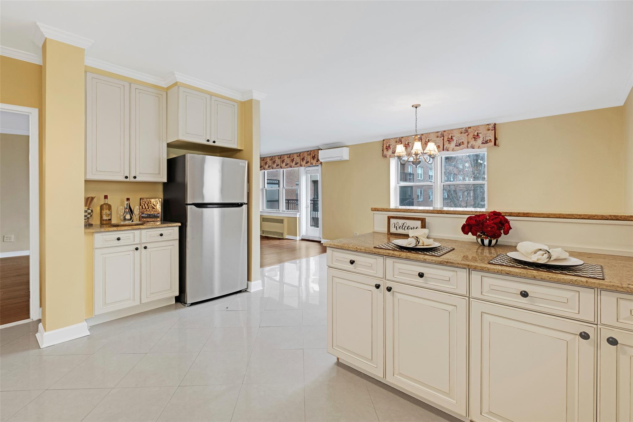 162-21 Powells Cove Boulevard #3D, Beechhurst, New York image 3