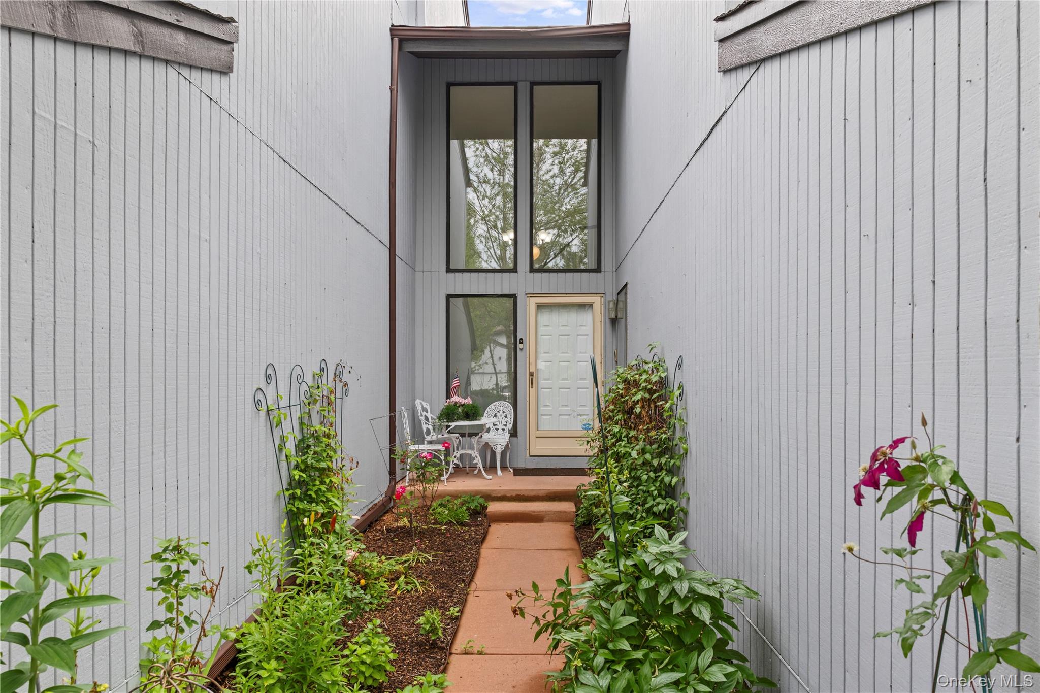83 Foxwood Drive