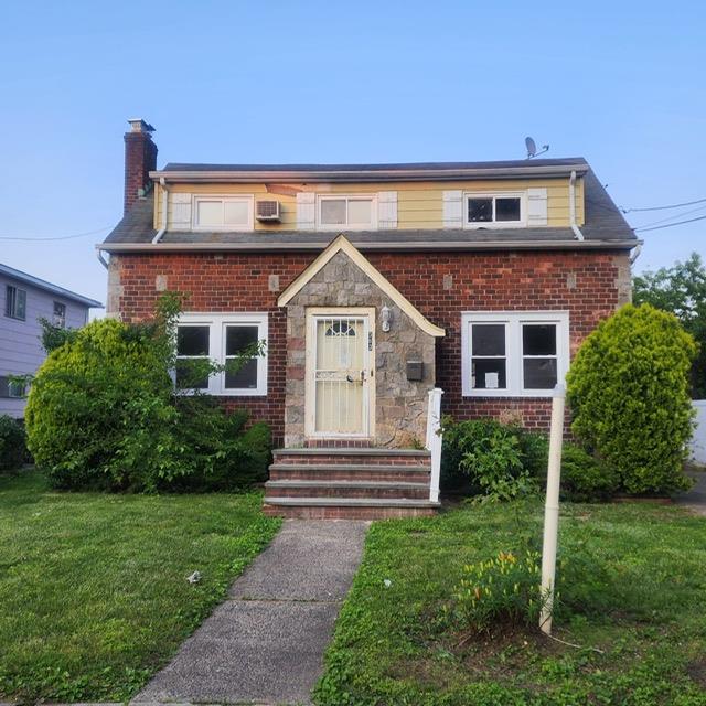 363 Clarendon Road, Uniondale, New York image 1