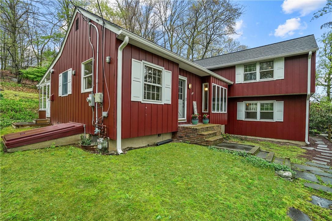 37 Havermill Road, New City, New York image 1