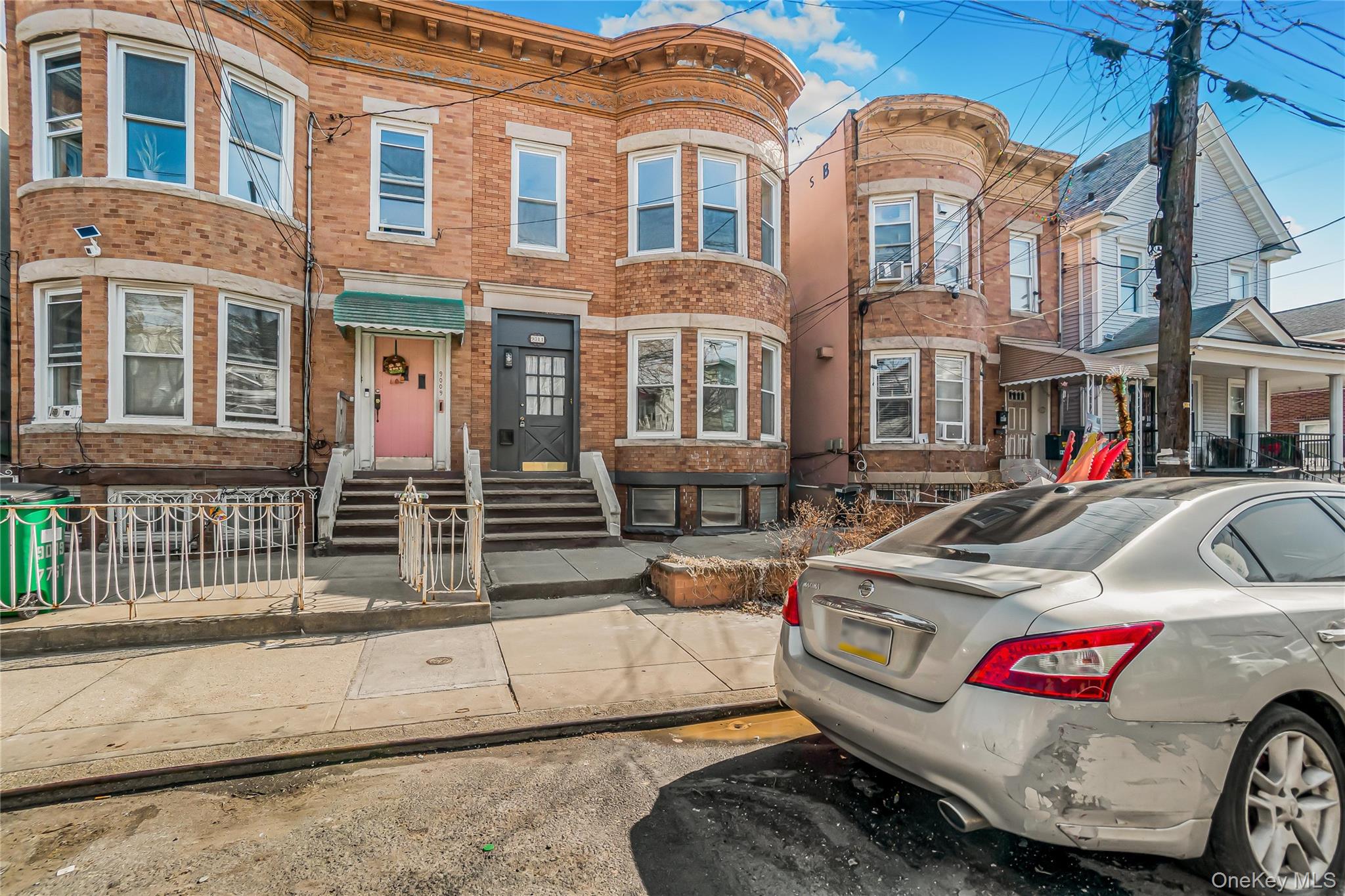9011 77th Street - Photo 2