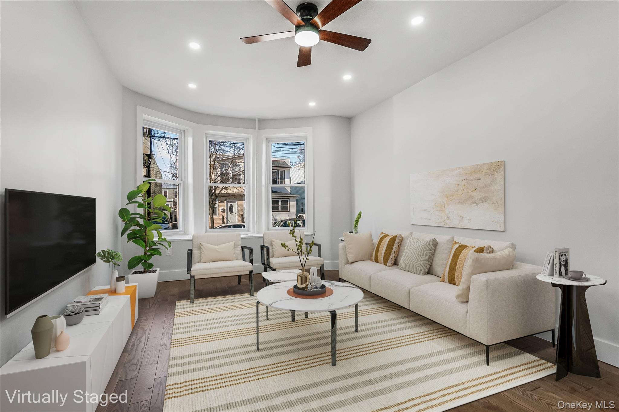 9011 77th Street - Photo 4