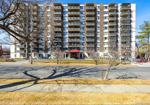 Homes For Sale - 160 Academy Street #L1<br/> Poughkeepsie, NY 12601