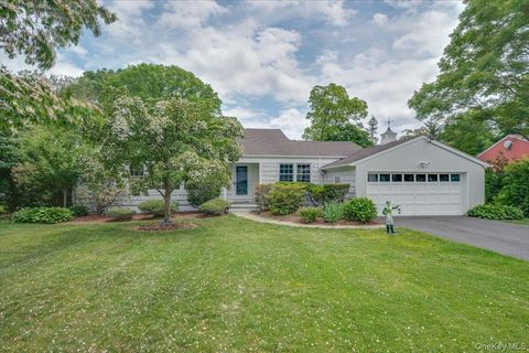 Homes For Sale - 4 Wagon Wheel Road<br/> Mamaroneck, NY 10543