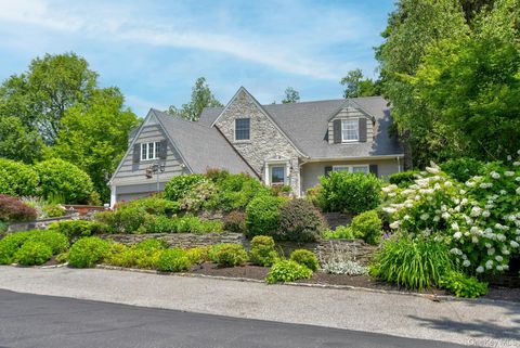 6 Janssen Drive Manhasset NY 11030