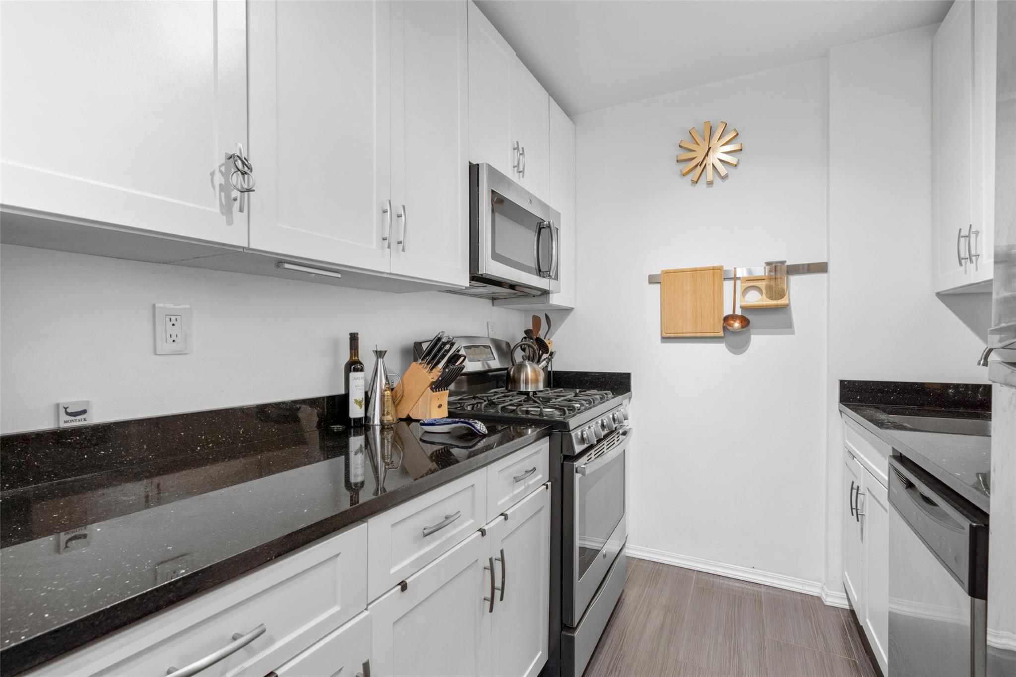 333 Bronx River Road #123, Yonkers, New York image 7