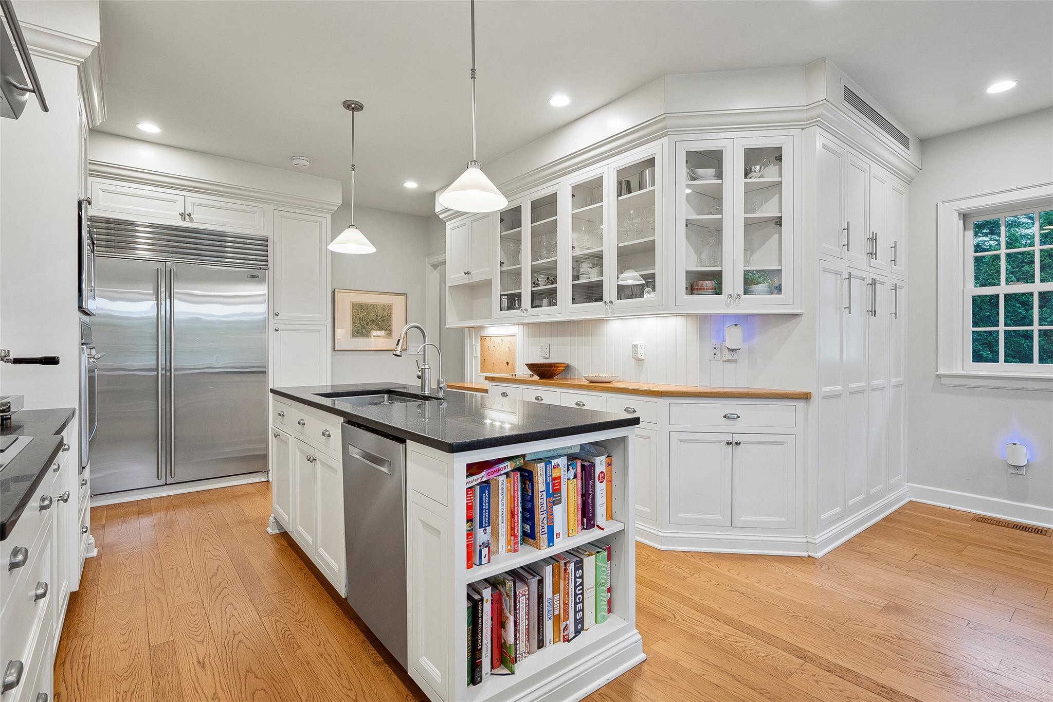34 Edgewood Avenue, Larchmont, New York image 23