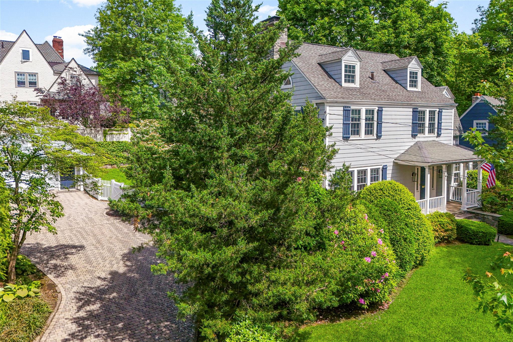 34 Edgewood Avenue, Larchmont, New York image 41