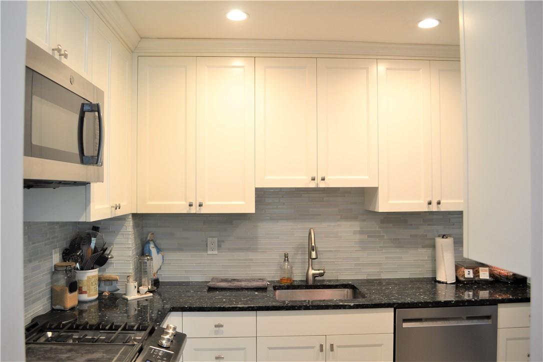 19 Maple Crest Drive, Peekskill, New York image 12