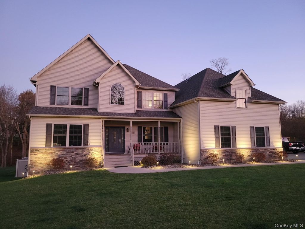 Photo of 12 Callaway Drive, Monroe, NY 10950 (MLS # 967079)