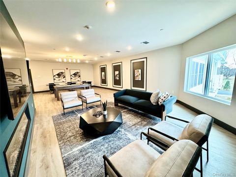 Apartment For Rent - 306 Bluestone Court #114<br/> Maybrook, NY 12543