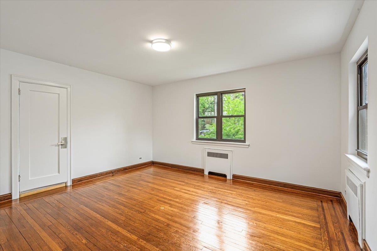 164-03 33rd Avenue, Flushing, New York image 15