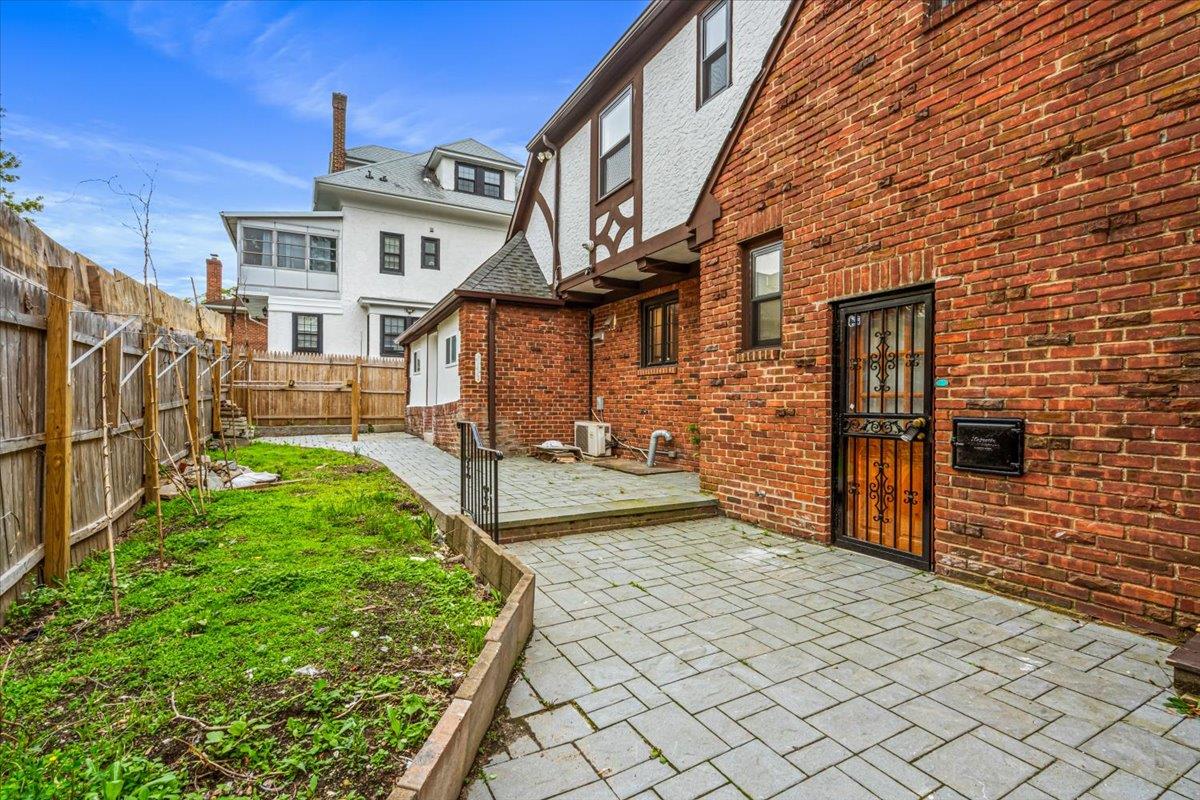 164-03 33rd Avenue, Flushing, New York image 37