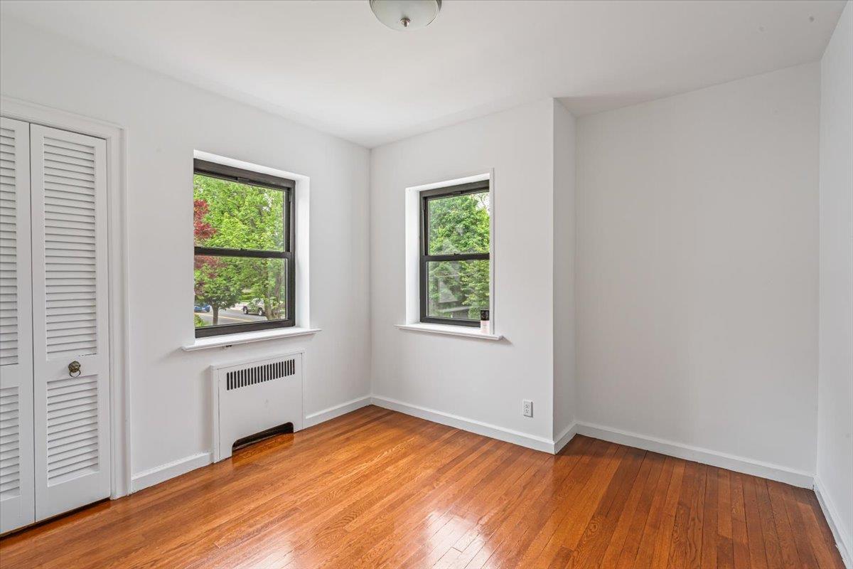164-03 33rd Avenue, Flushing, New York image 27