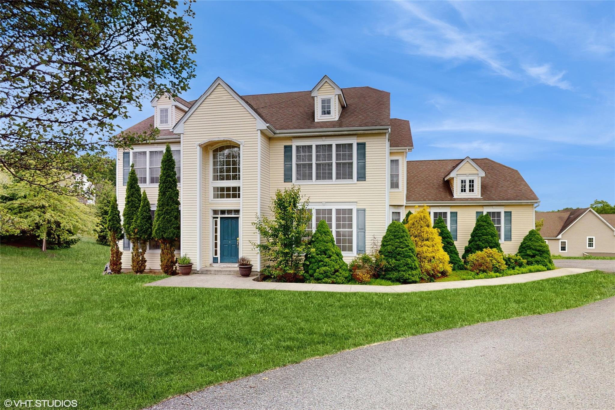 3 Caledonia Circle