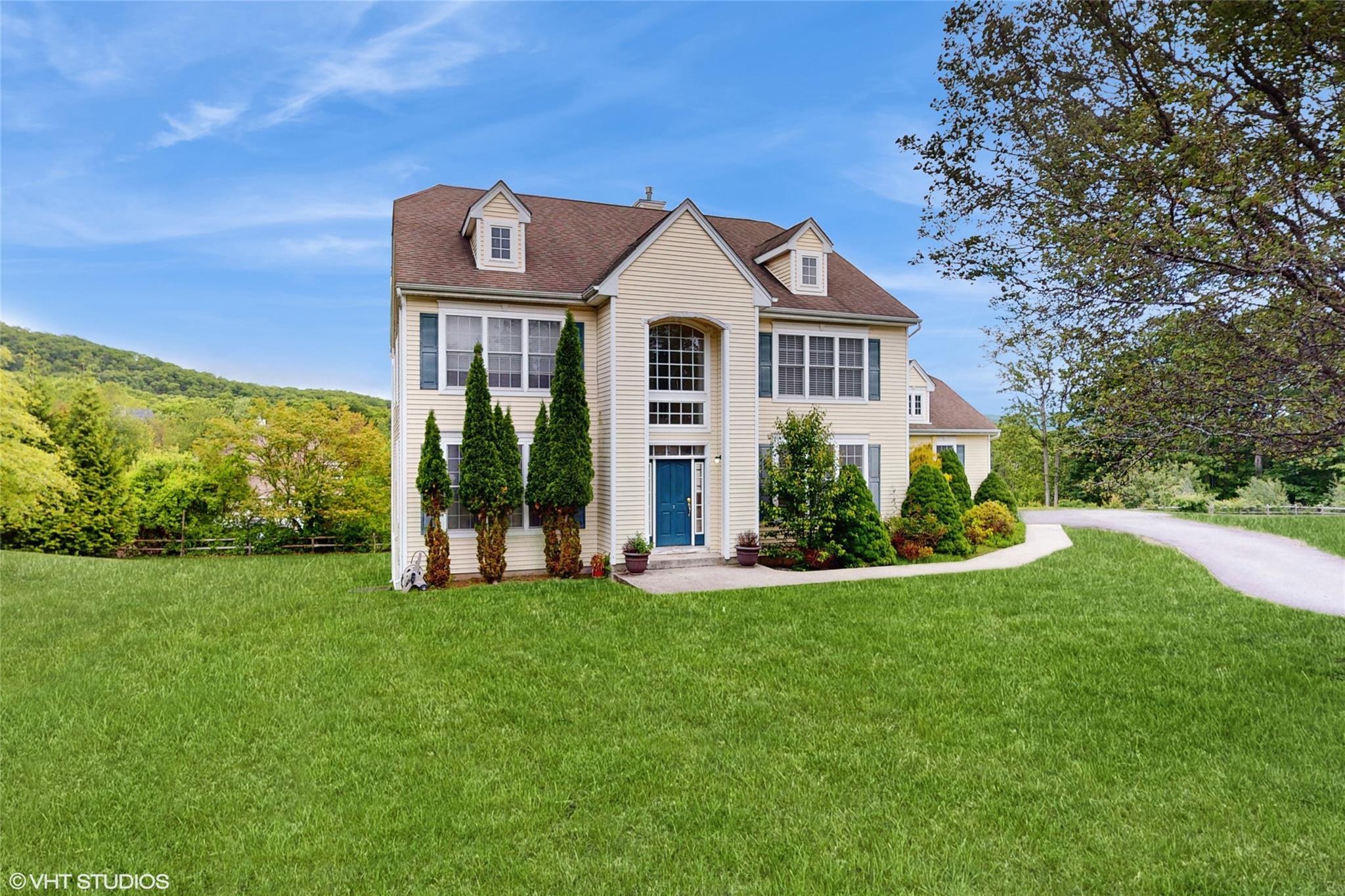 3 Caledonia Circle