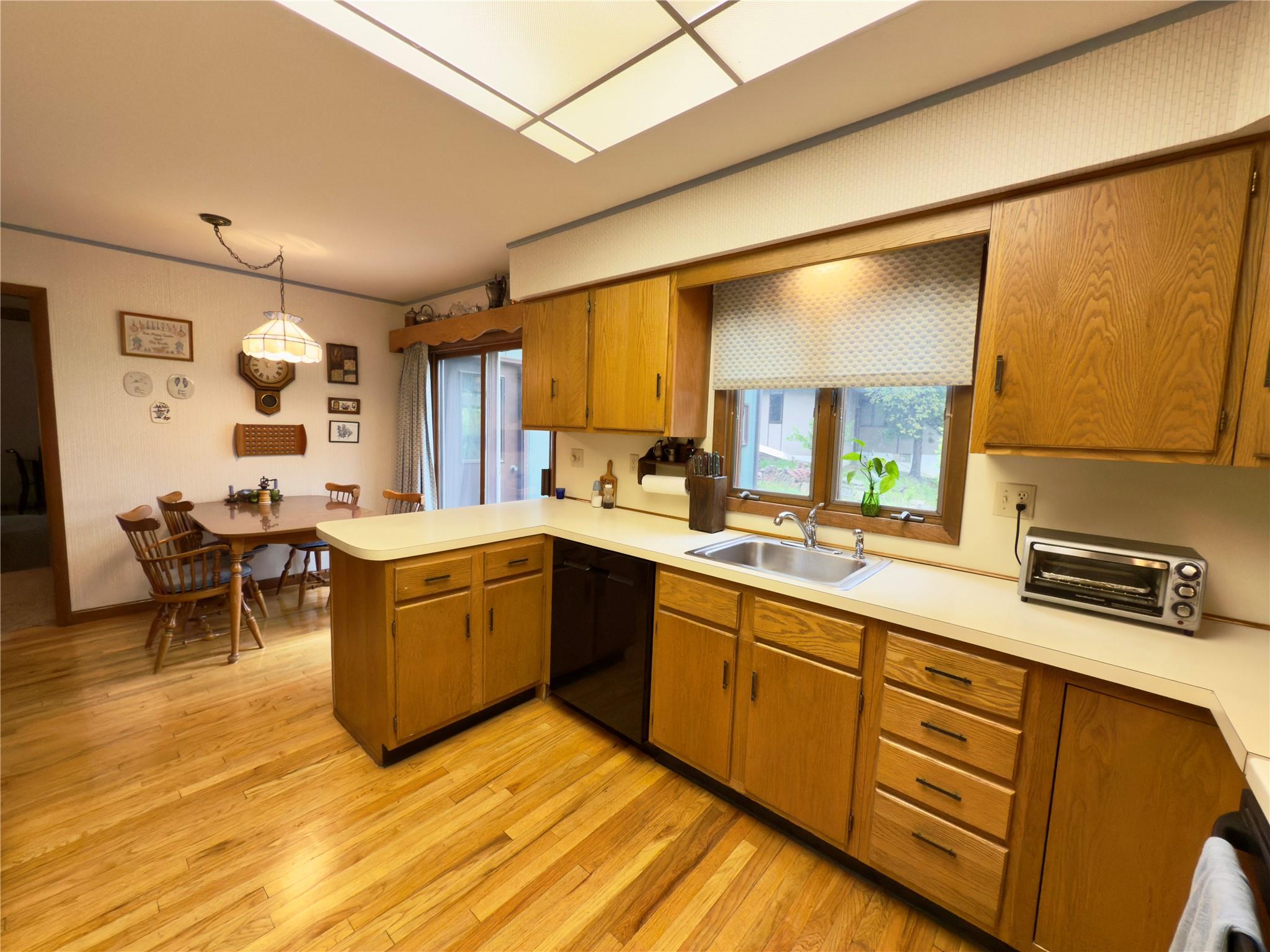 34 Brentwood Drive, Poughkeepsie, New York image 10
