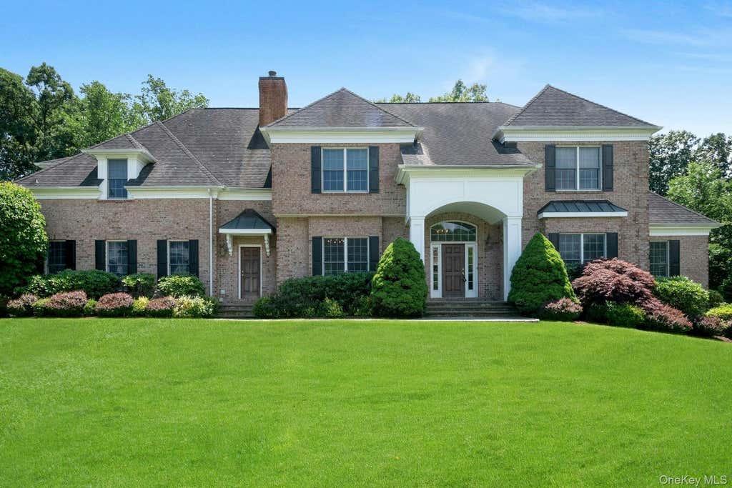 Photo of 64 Stonewall Circle, West Harrison, NY 10604 (MLS # 1016918)