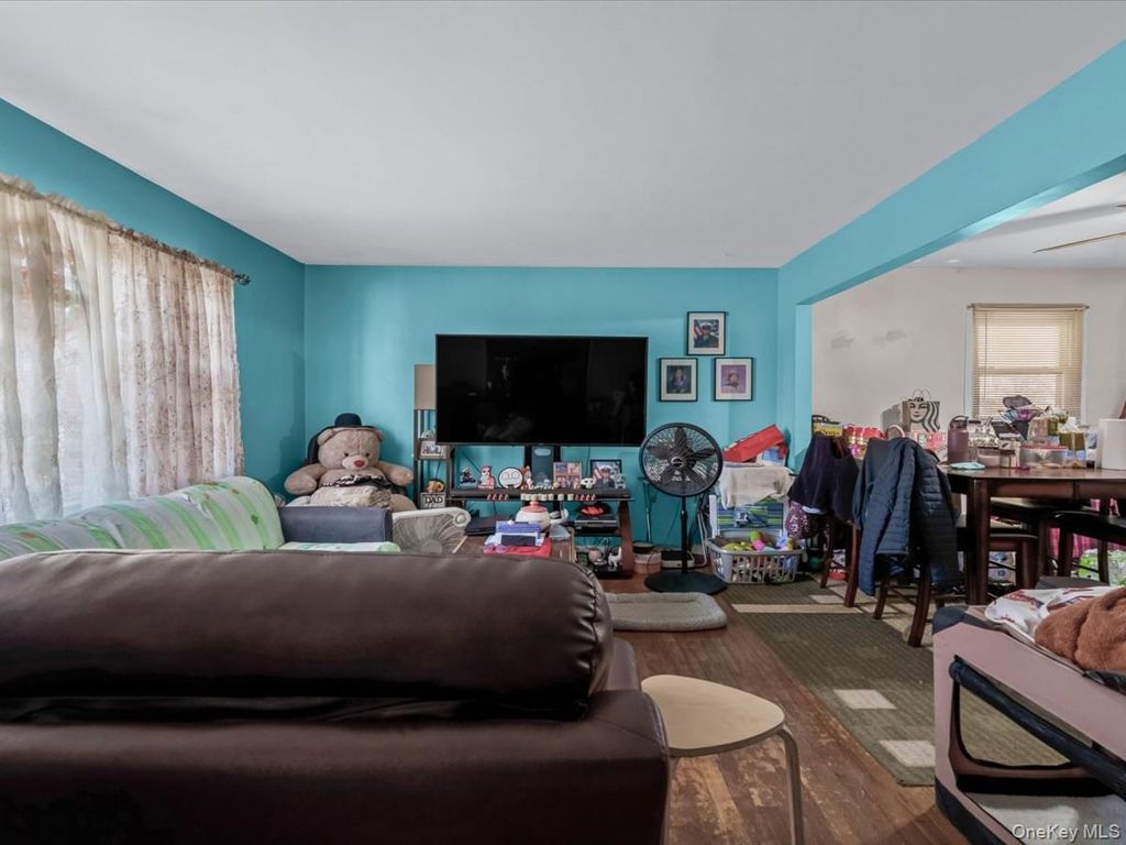 Photo of 1543 Sweetman Avenue, Elmont, NY 11003 (MLS # 986169)