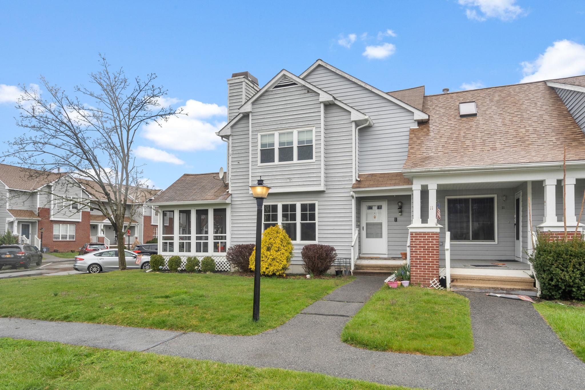 Rental Property at Taconic Street, Poughkeepsie, New York - Bedrooms: 2 
Bathrooms: 2 
Rooms: 5  - $2,650 MO.