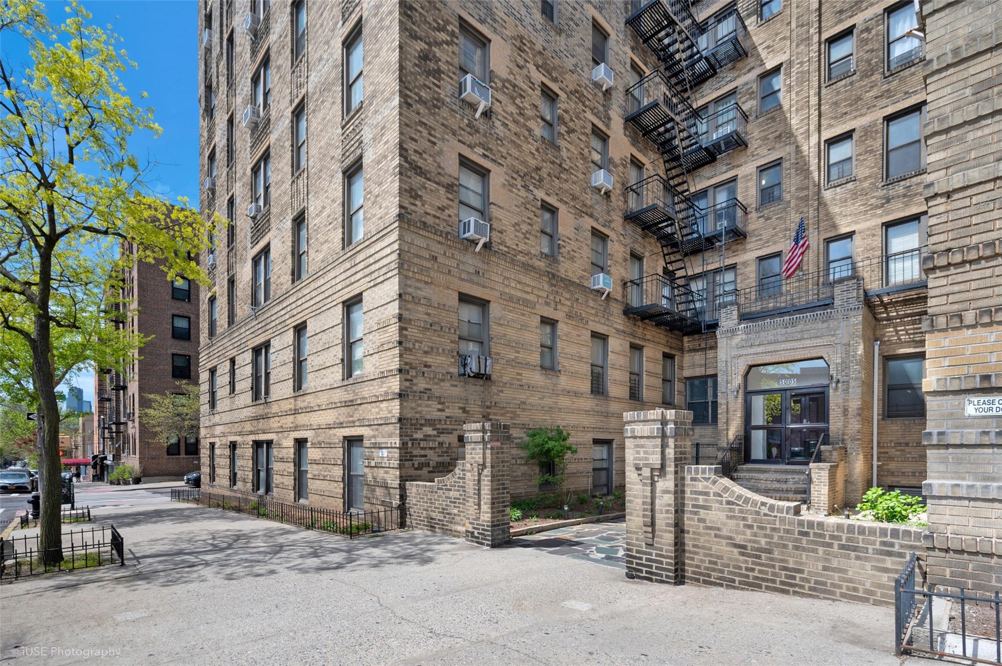 50-05 43rd Avenue Ave #6C, Woodside, New York image 12