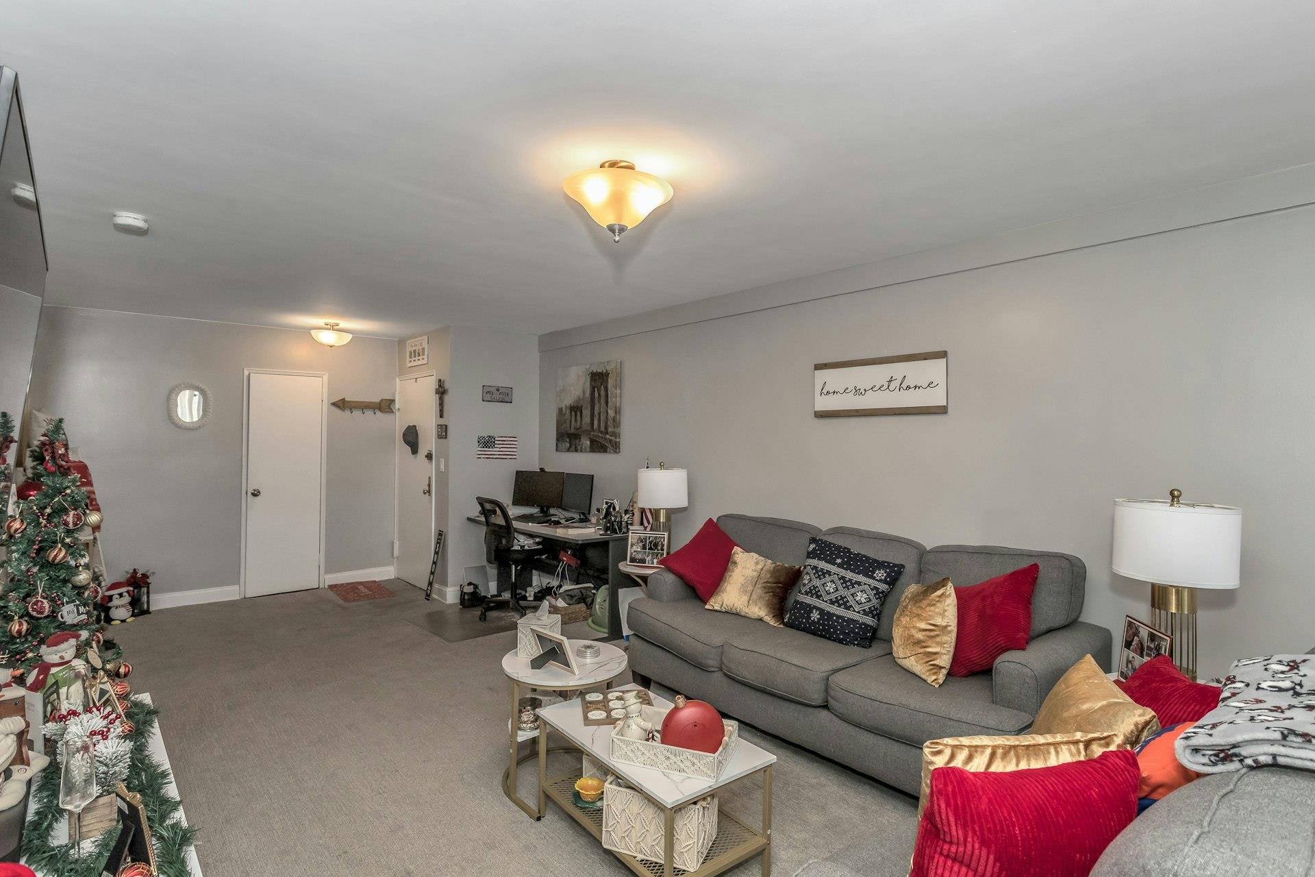 60 Hempstead Avenue #1K, Lynbrook, New York image 4